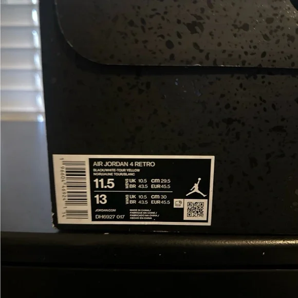 Jordan 4 yellow thunder